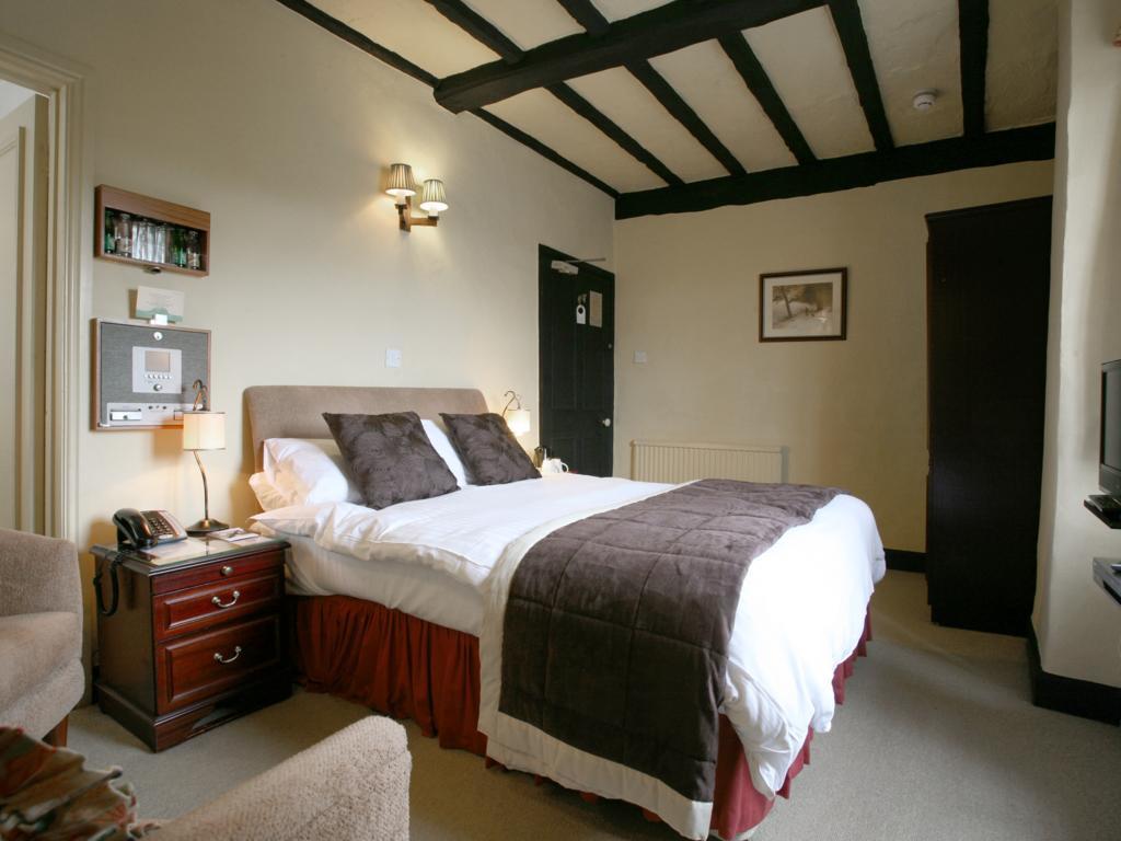 The Rock Inn Bovey Tracey Room photo