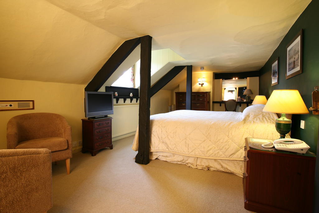 The Rock Inn Bovey Tracey Room photo